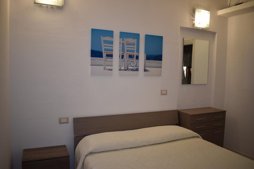 Villaggio Est Affittacamere San Teodoro  Exterior foto